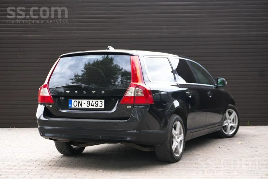 Volvo V70 2007 photo 4