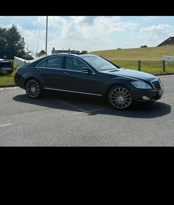 Mercedes-Benz S550