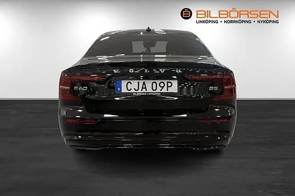 Volvo S60 2023 photo 5