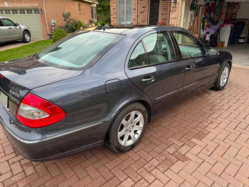 Mercedes-Benz E-Class 2008 photo 4