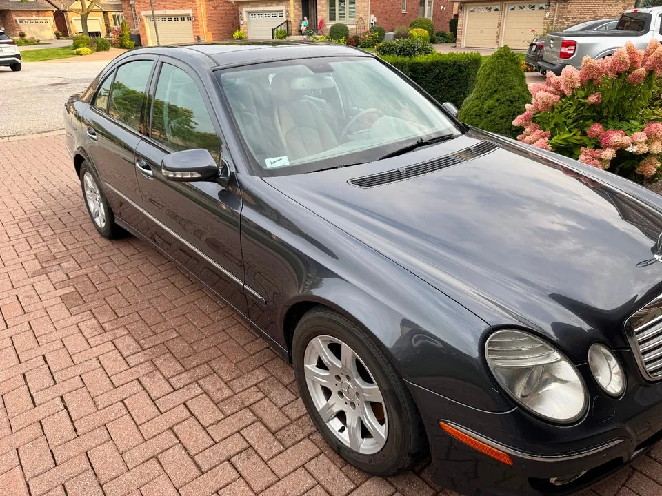 Mercedes-Benz E-Class 2008 photo 2