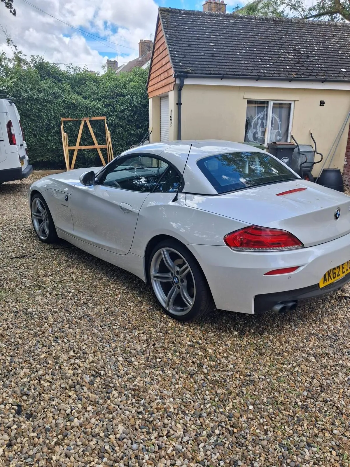 BMW Z4 2012 photo 3