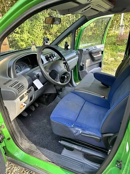 Citroen Jumpy 2004 photo 2
