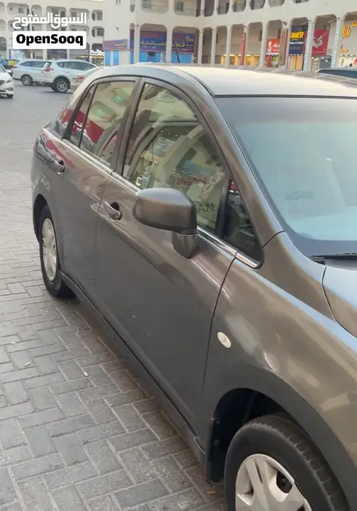 Nissan Tiida 2007 photo 2