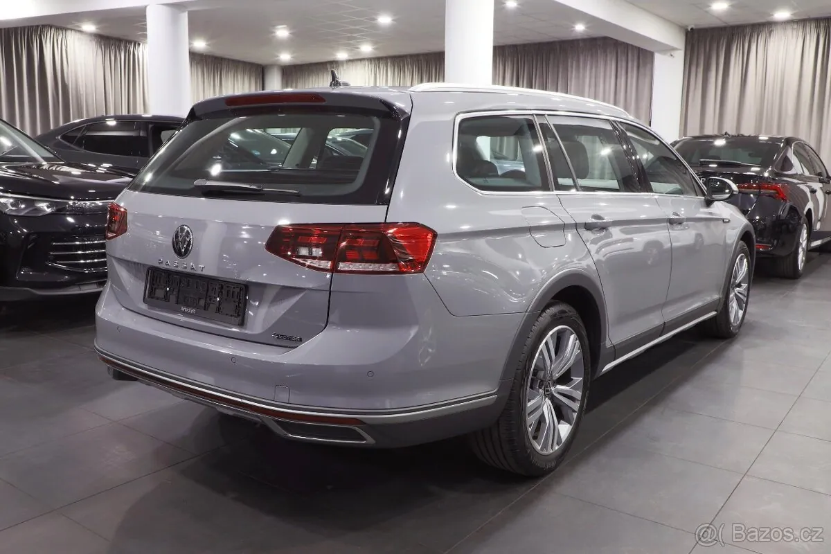 Volkswagen Passat 2022 photo 3
