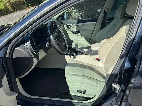 Saab 9-3 2009 photo 4