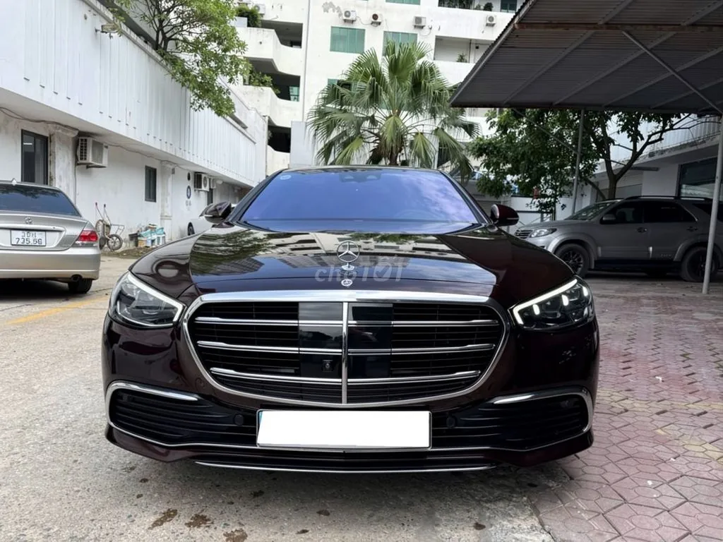 Mercedes-Benz S-Class 2025 photo 5