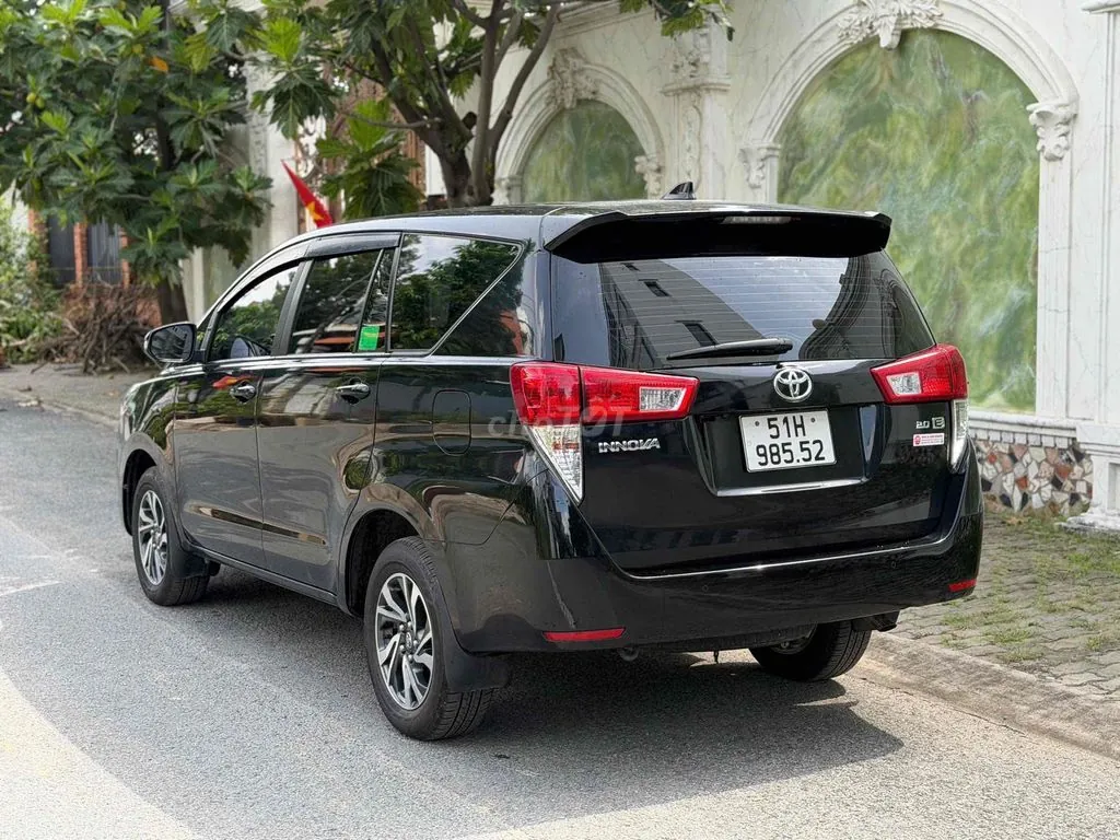 Toyota Innova 2022 photo 5