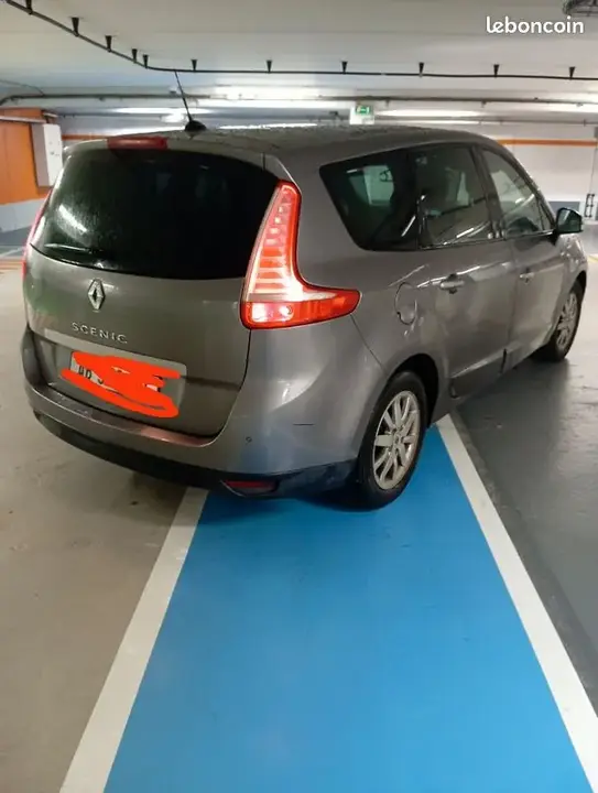 Renault Scenic 2009 photo 3