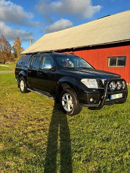 Nissan Navara 2008 photo 2