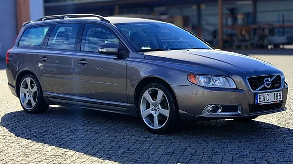Volvo V70 2011 photo 3