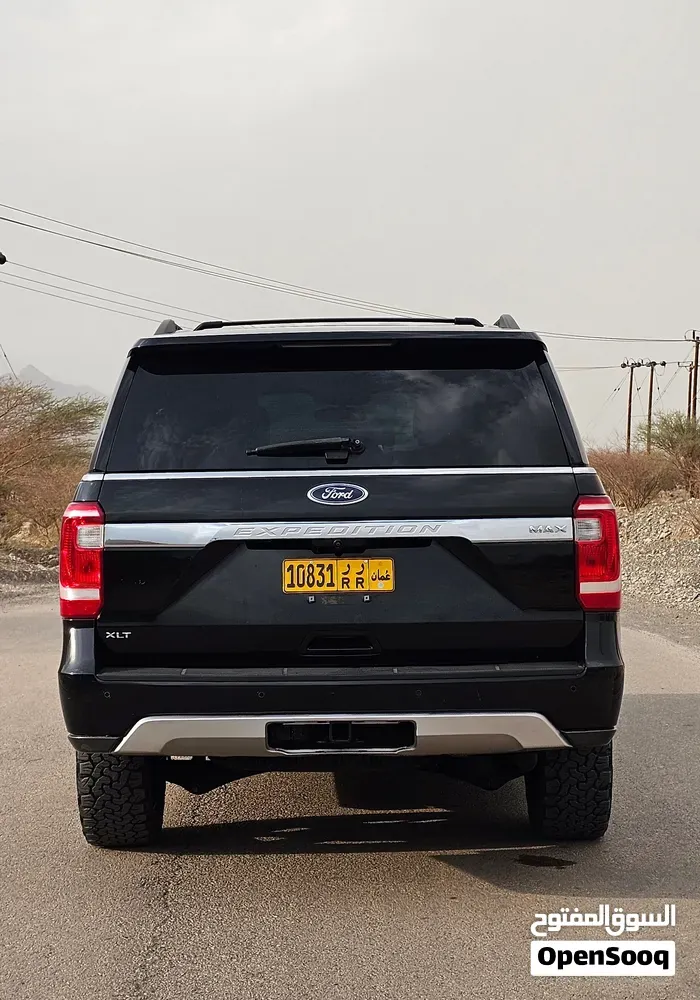 Ford Expedition 2021 photo 2