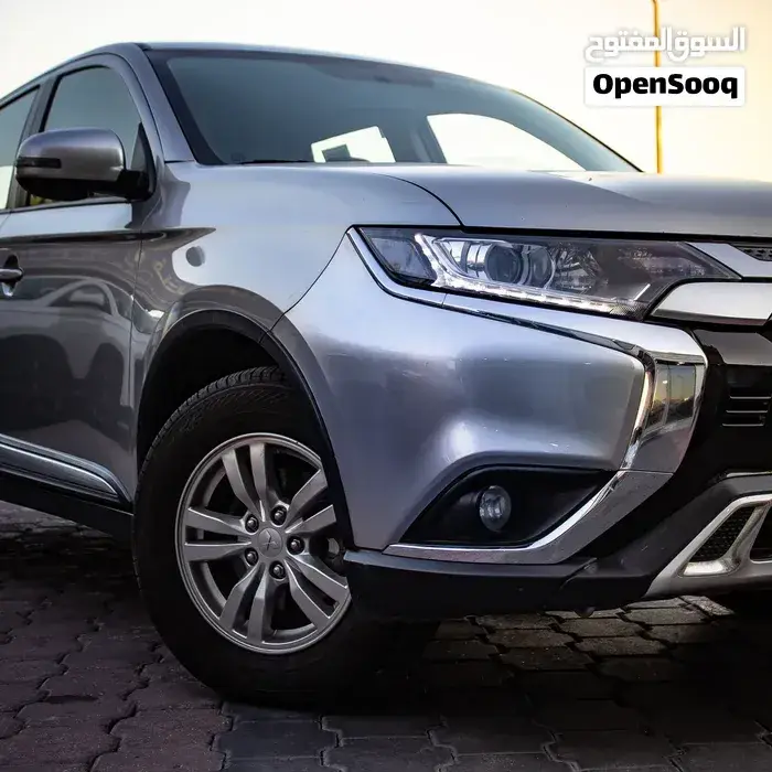 Mitsubishi Outlander 2022 photo 3