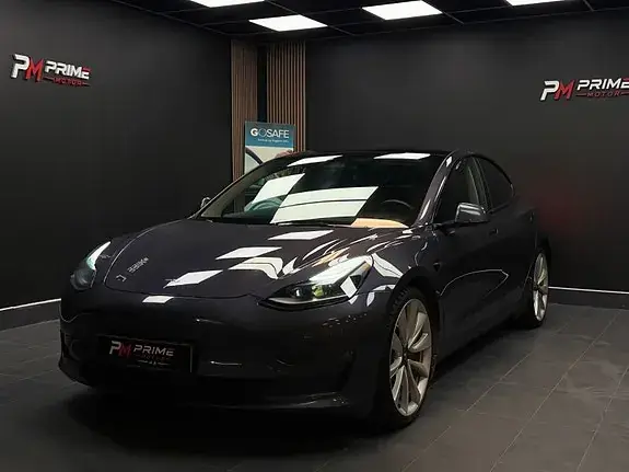 Tesla Model 3 2022 photo 2