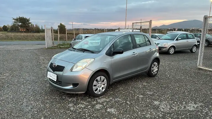 Toyota Yaris 2007 photo 3