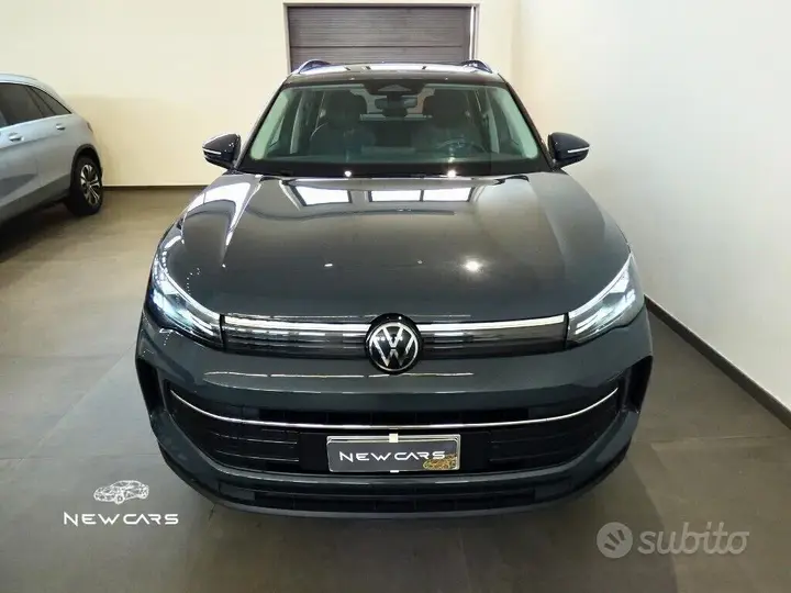 Volkswagen Tiguan 2025 photo 2