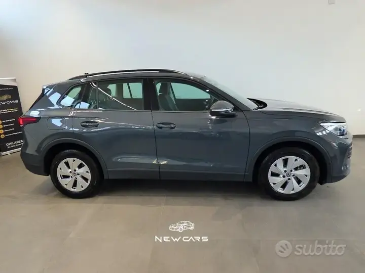 Volkswagen Tiguan 2025 photo 4