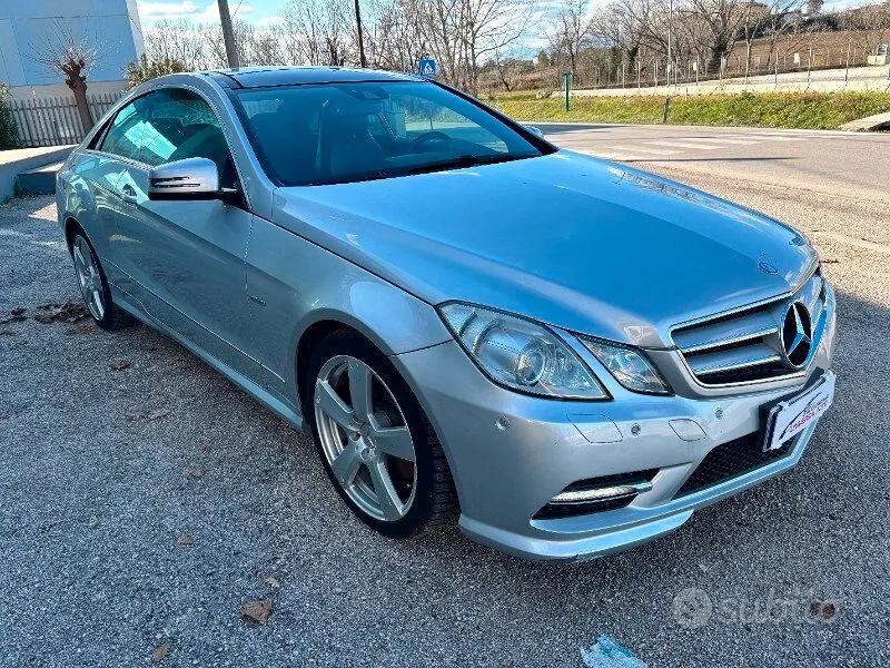 Mercedes-Benz E-Class 2013 photo 4