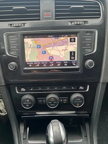 Volkswagen Golf 2016 photo 2