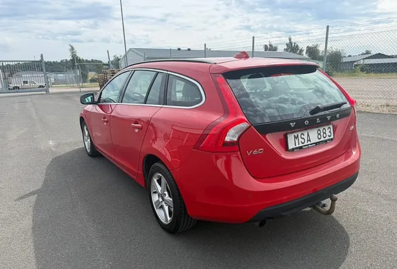 Volvo V60 2013 photo 3