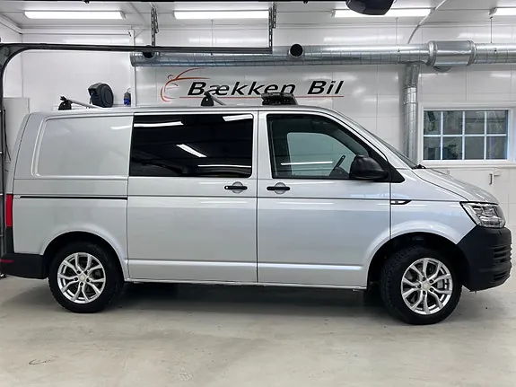 Volkswagen Transporter 2019 photo 3
