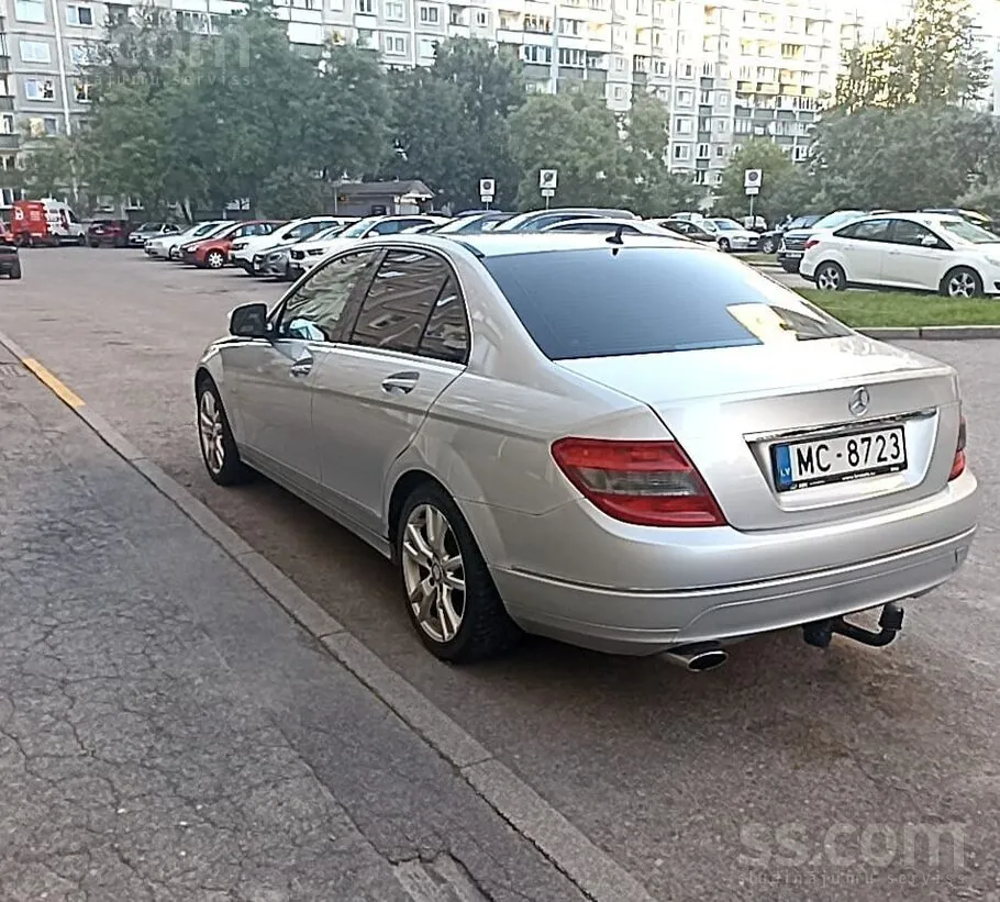 Mercedes-Benz C200 2007 photo 2