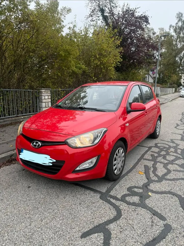 Hyundai I20