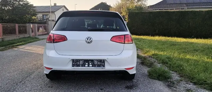 Volkswagen Golf 2014 photo 2