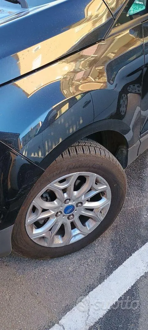 Ford Ecosport 2015 photo 4