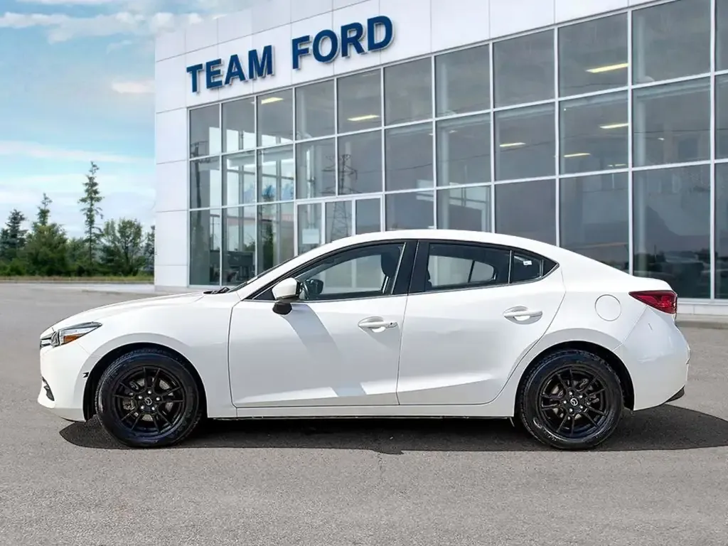 Mazda 3 2018 photo 3