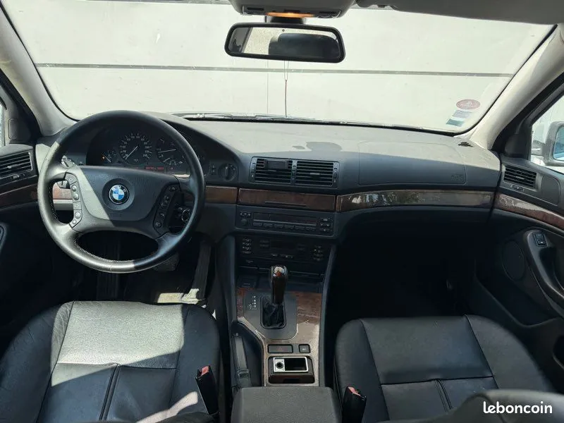 BMW 5 Series 2002 photo 3
