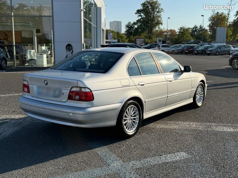 BMW 5 Series 2002 photo 2