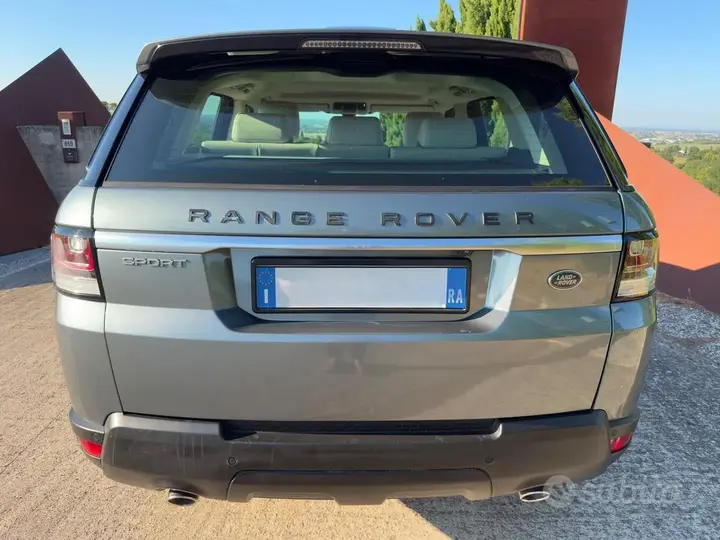 Land Rover Range Rover Sport 2015 photo 5