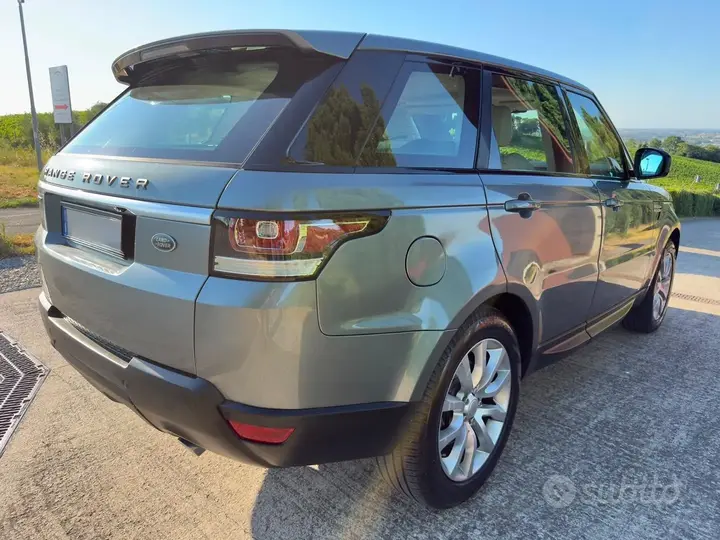 Land Rover Range Rover Sport 2015 photo 4