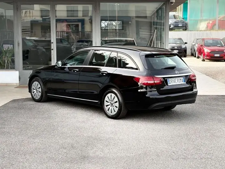Mercedes-Benz C-Class 2016 photo 4