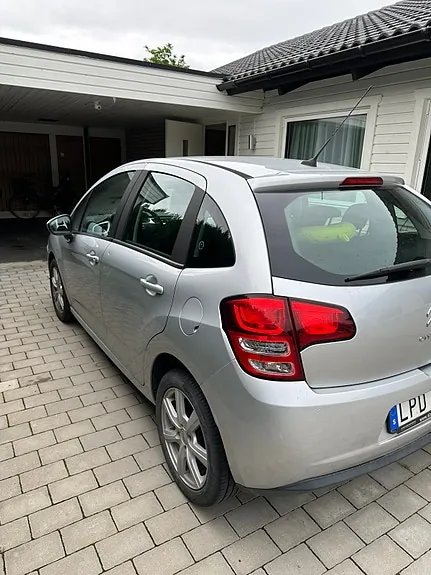 Citroen C3 2011 photo 2