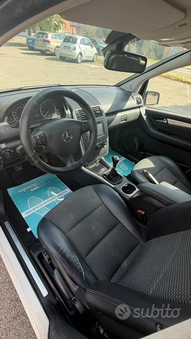 Mercedes-Benz A-Class 2013 photo 5