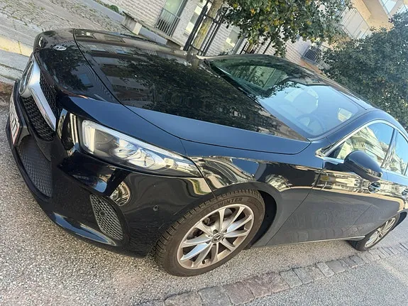 Mercedes-Benz A180 2020 photo 3