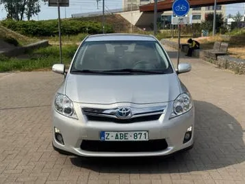 Toyota Auris 2011 photo 2
