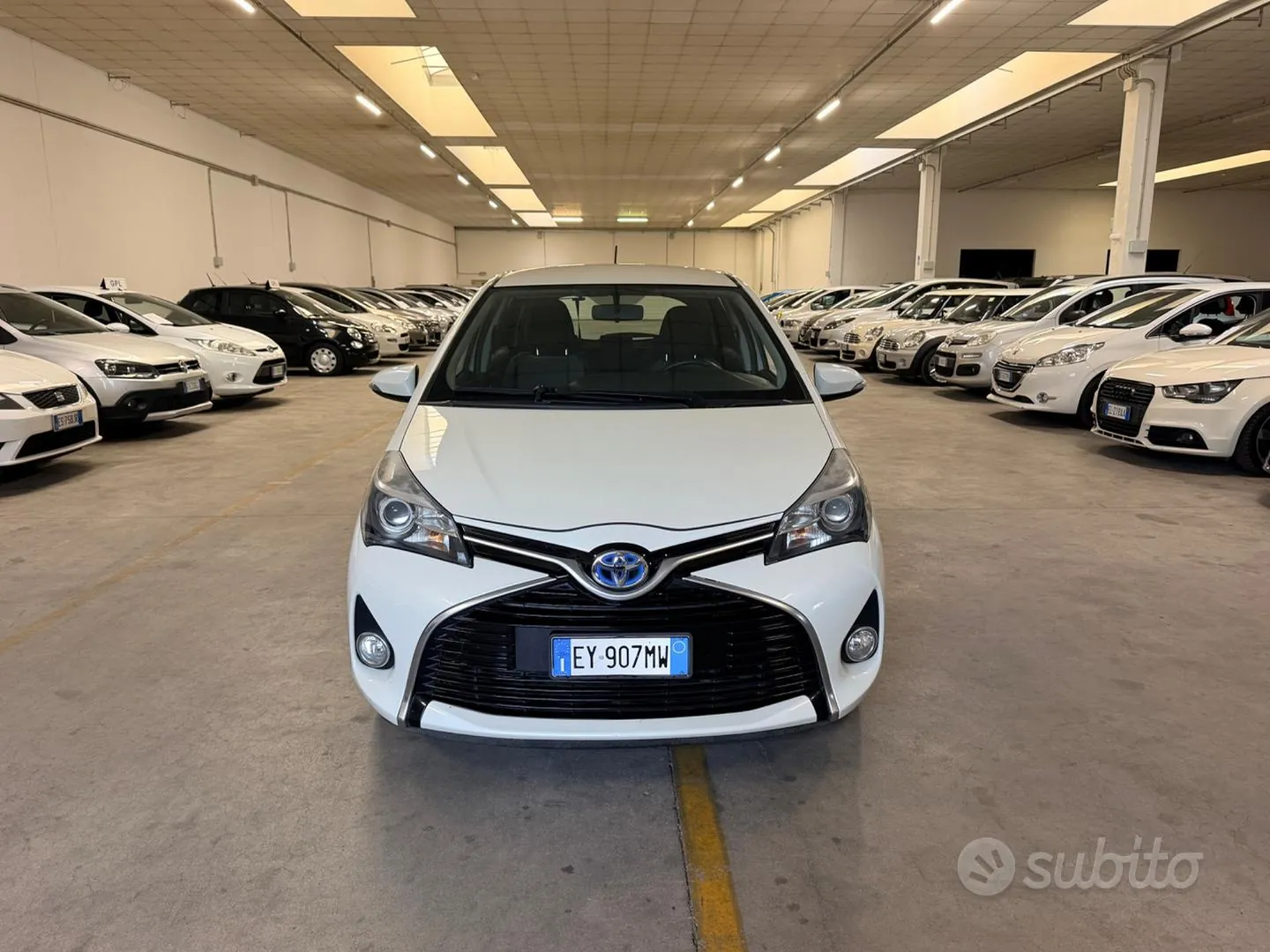 Toyota Yaris 2015 photo 3