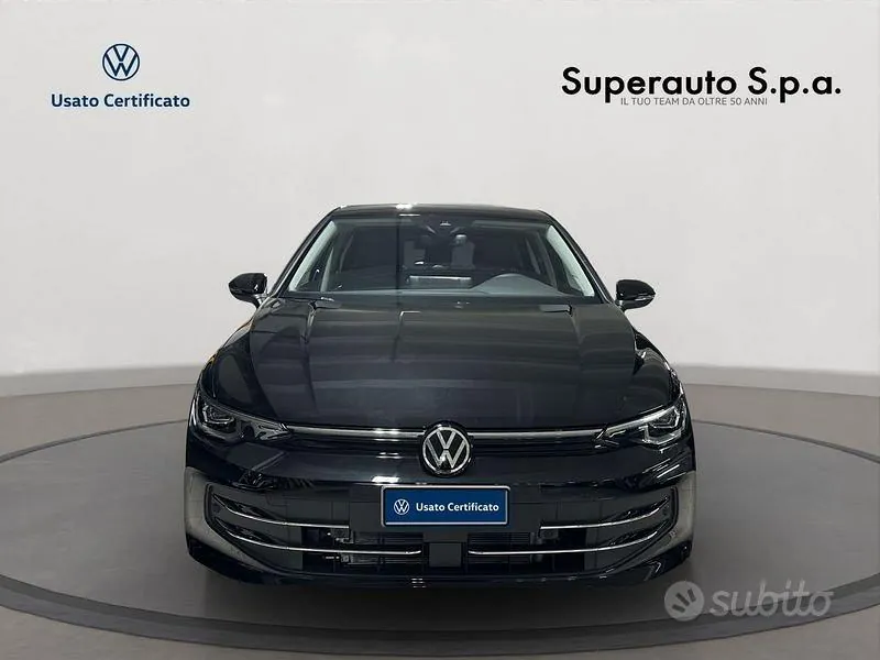 Volkswagen Golf 2025 photo 2