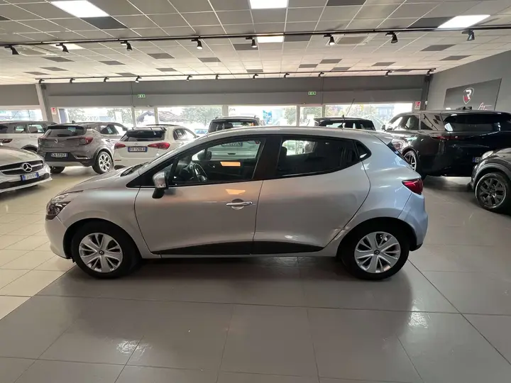 Renault Clio 2015 photo 5