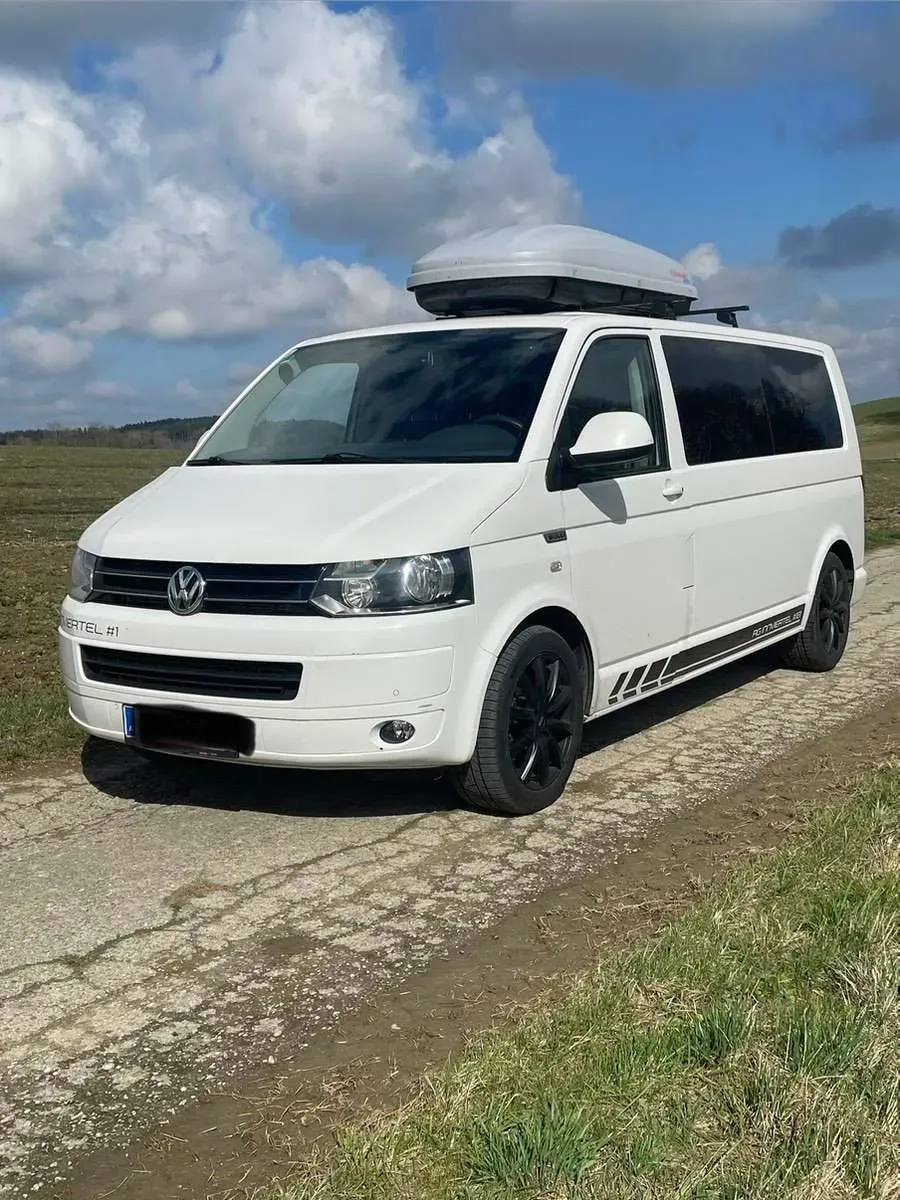 Volkswagen Caravelle