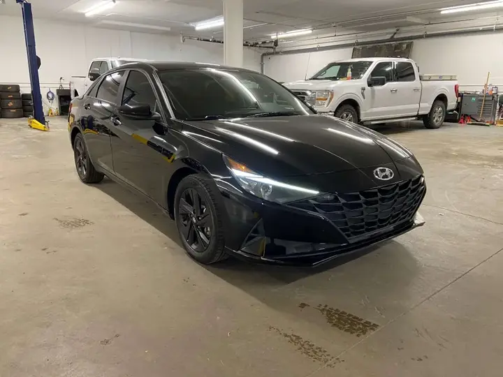 Hyundai Elantra 2021 photo 3