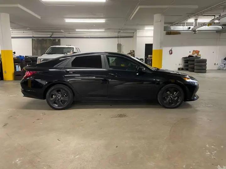 Hyundai Elantra 2021 photo 4