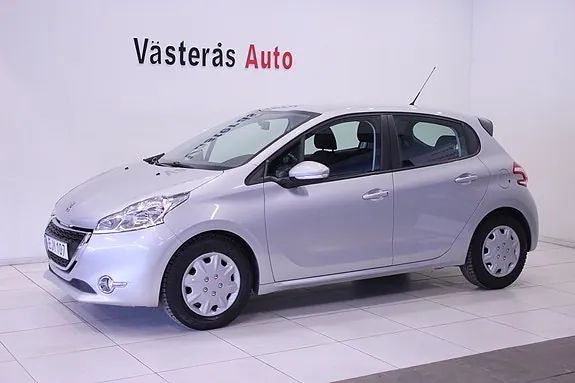 Peugeot 208 2015 photo 5