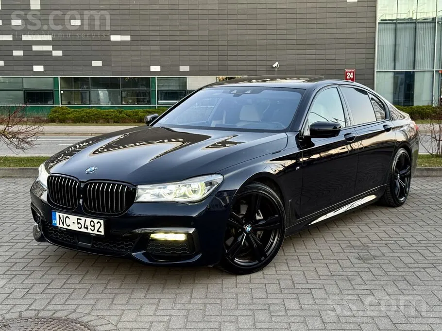 BMW 730D 2018 photo 4