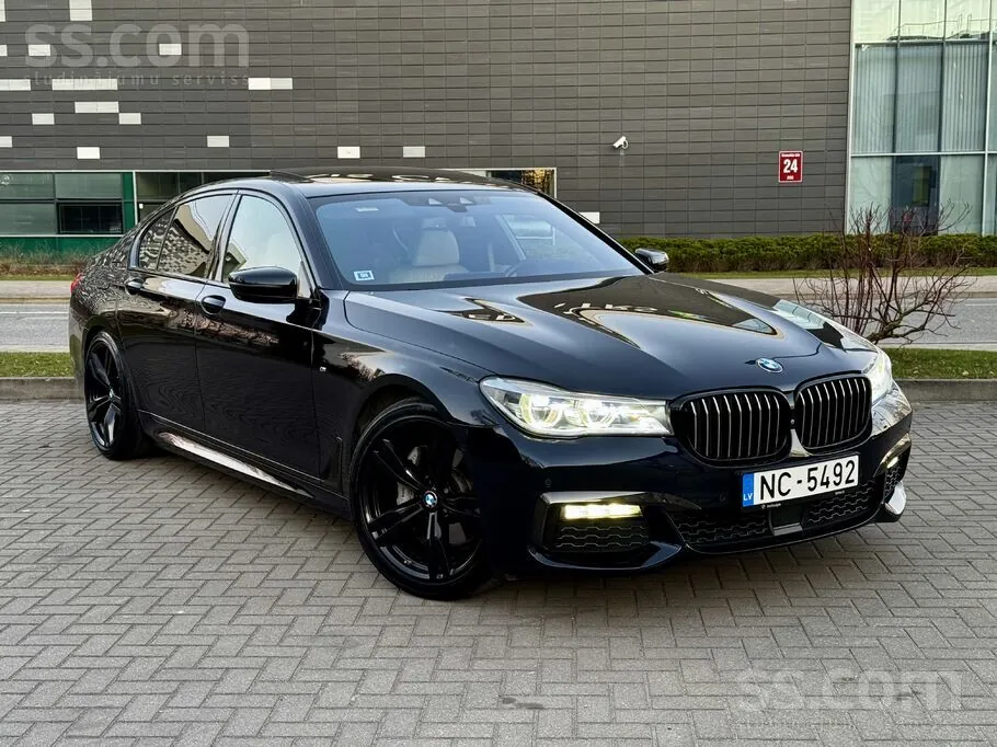 BMW 730D 2018 photo 5