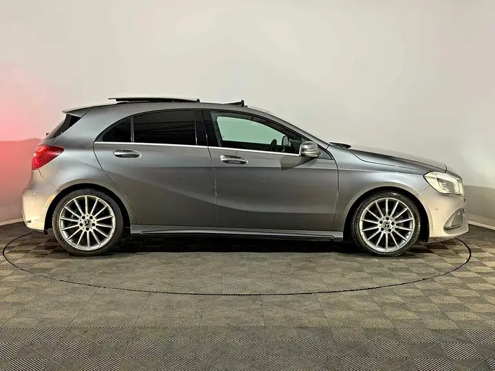 Mercedes-Benz A-Class 2017 photo 5