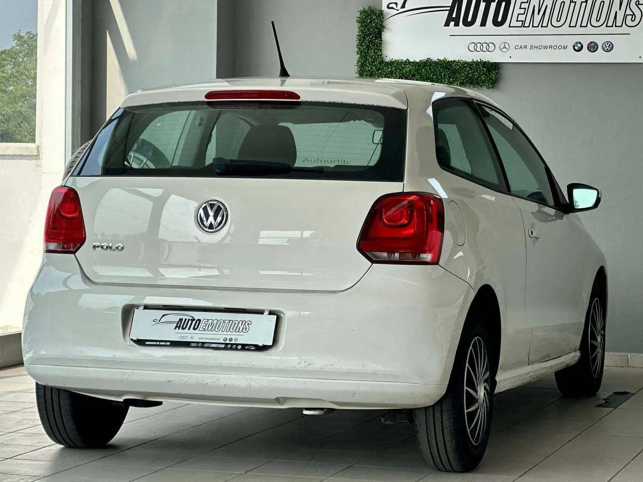 Volkswagen Polo 2012 photo 4